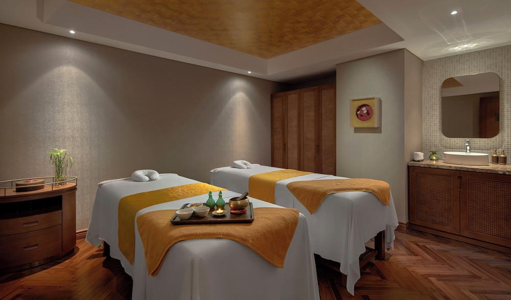 Grand Mercure Hanoi 24/55
