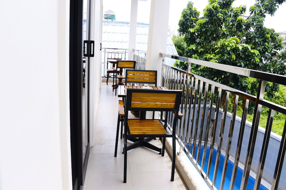 Nanynu Mini Hotel 4/48