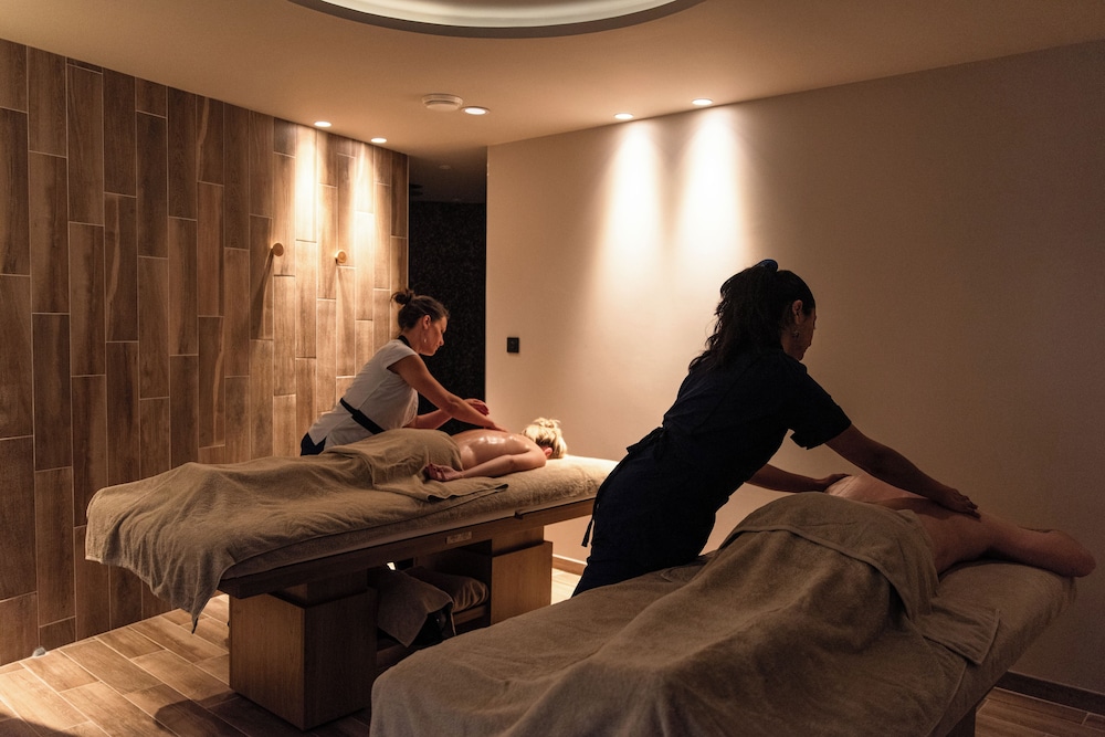 La Maison Obono Hotel & Spa 38/64