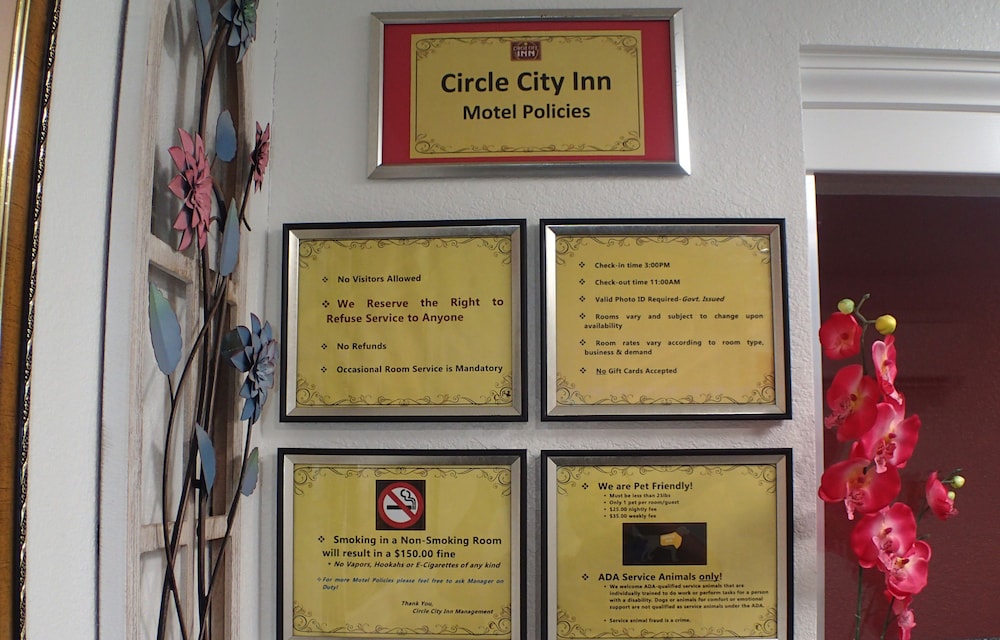 Americas Best Value Inn Corona 20/46