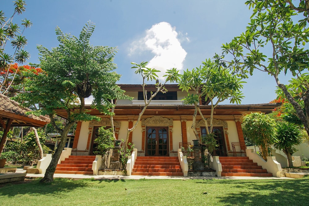 Baliana Villa Legian 1/33