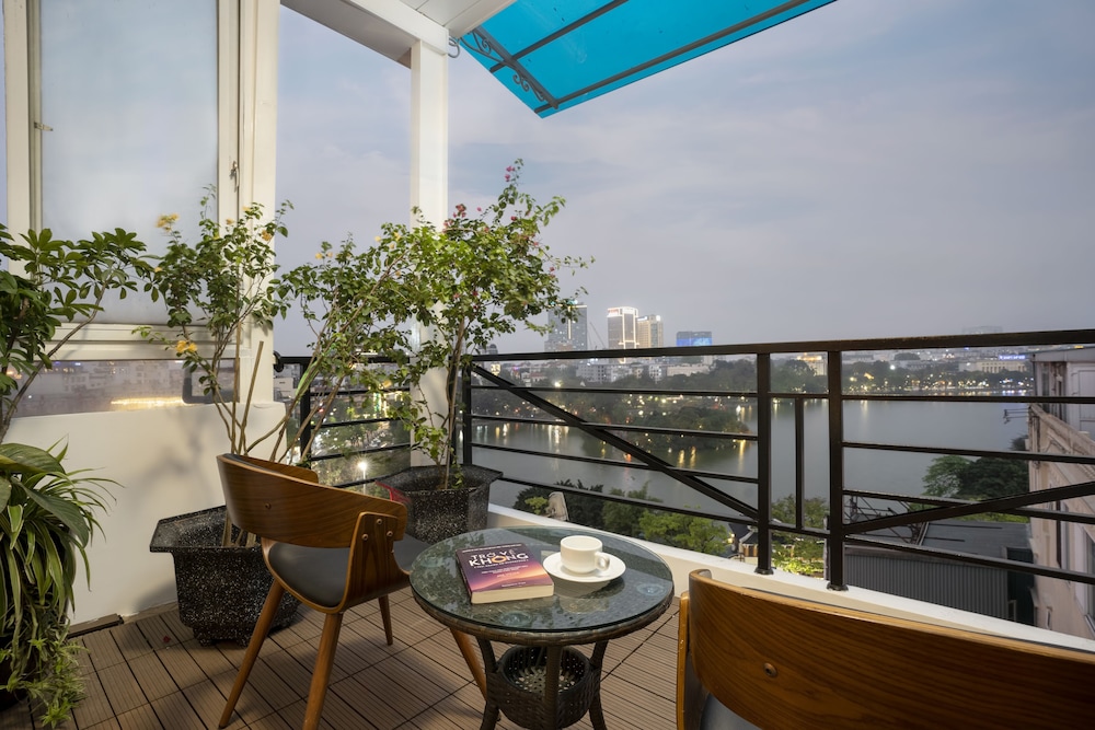 Hanoi Morning Hotel 43/80