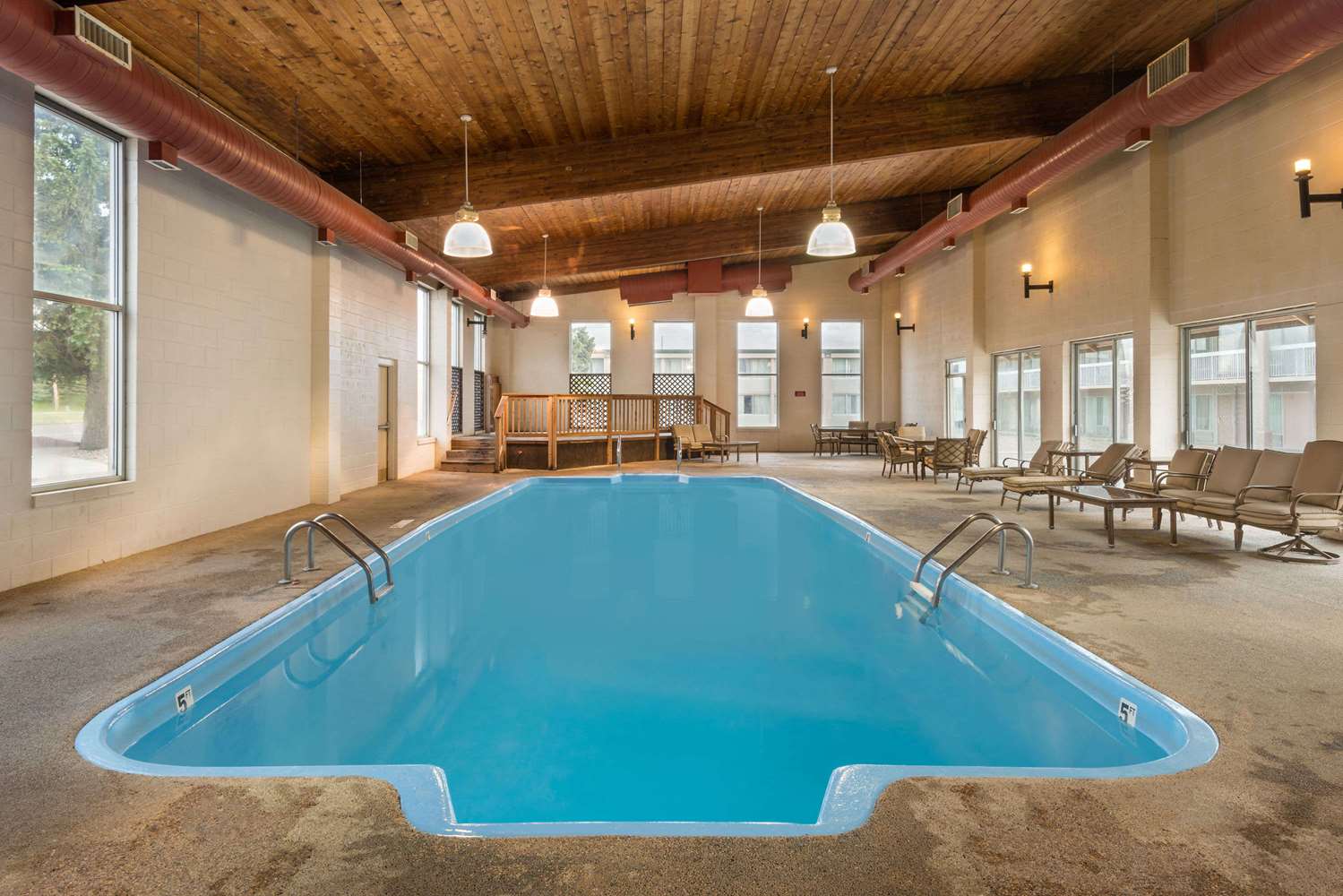 Budget Inn Laramie (Ex Ramada) 13/23
