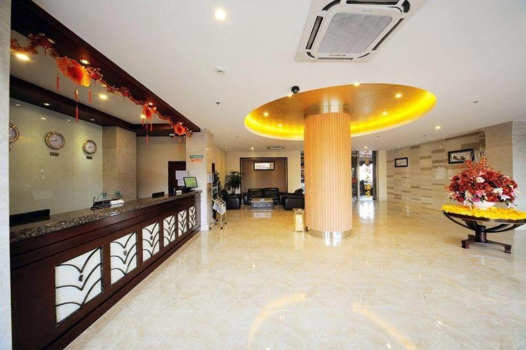格林豪泰上海新国际博览中心华夏西路地铁站快捷酒店(GreenTree Inn Shanghai West Huaxia Road Subway Station Hotel) 图片3