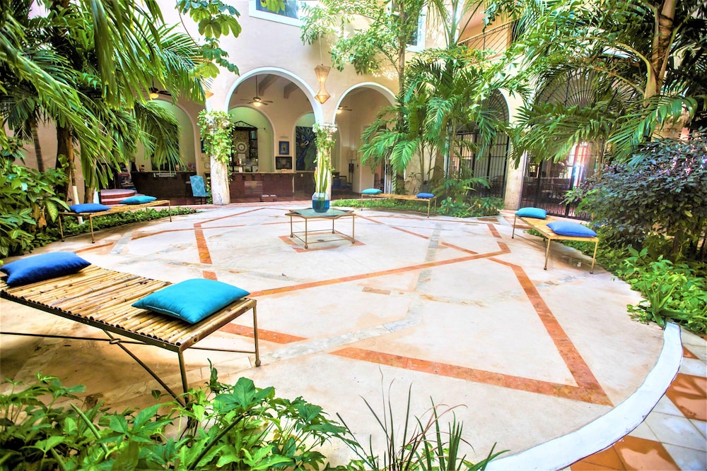 Hotel Merida 46/70