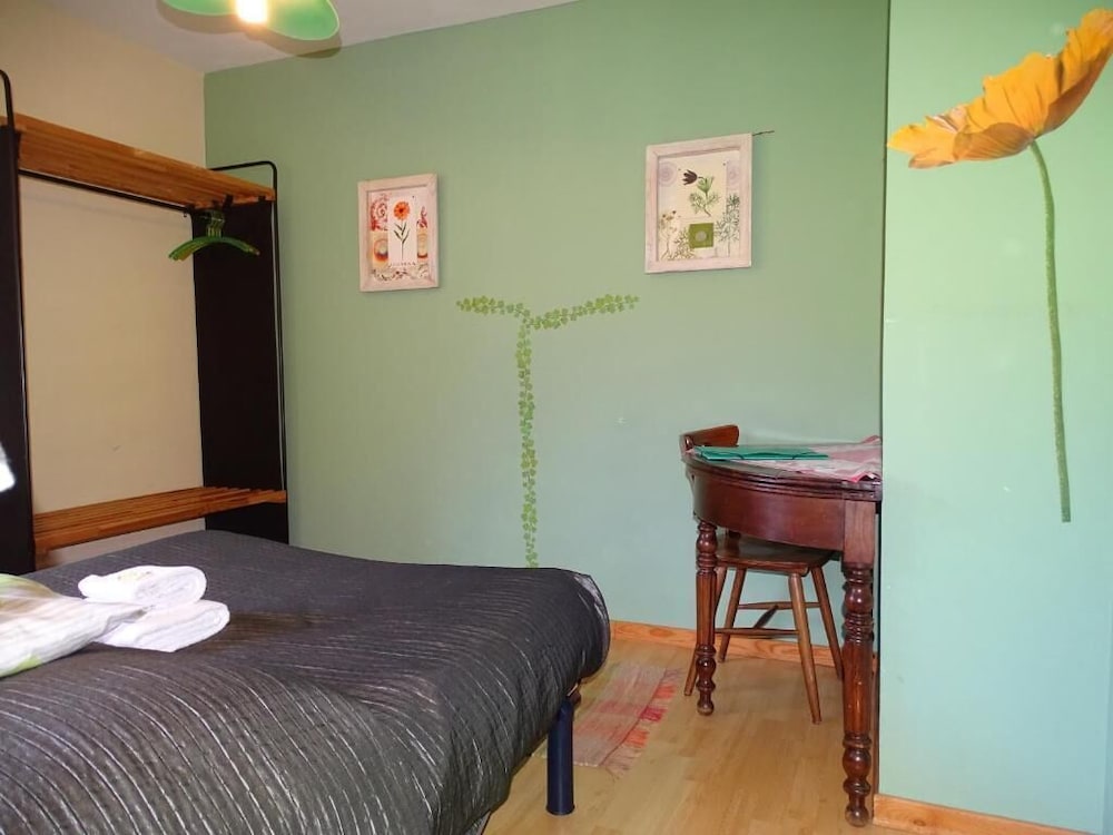 ROOM, SINGLE, MOUNTAIN VIEW