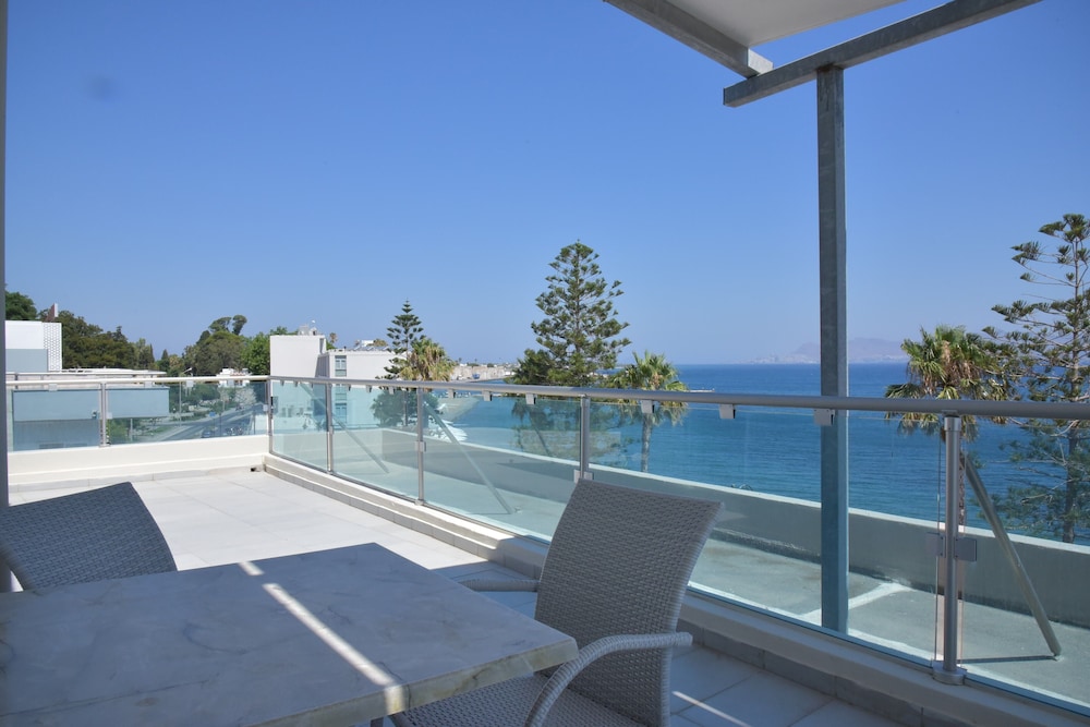 Bristol Sea View Apartments 34/69