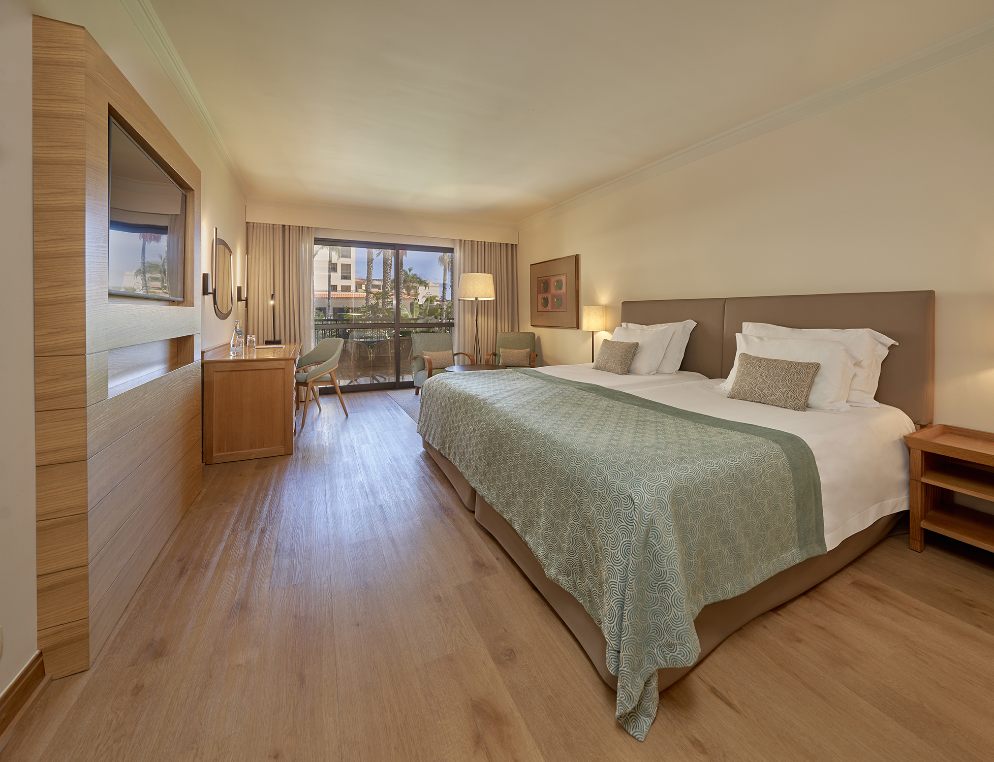 Junior Suite Standard Triple Adults