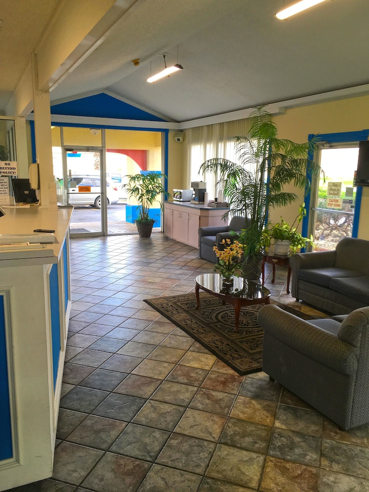 Americas Best Value Inn Beaumont Tx 24/26