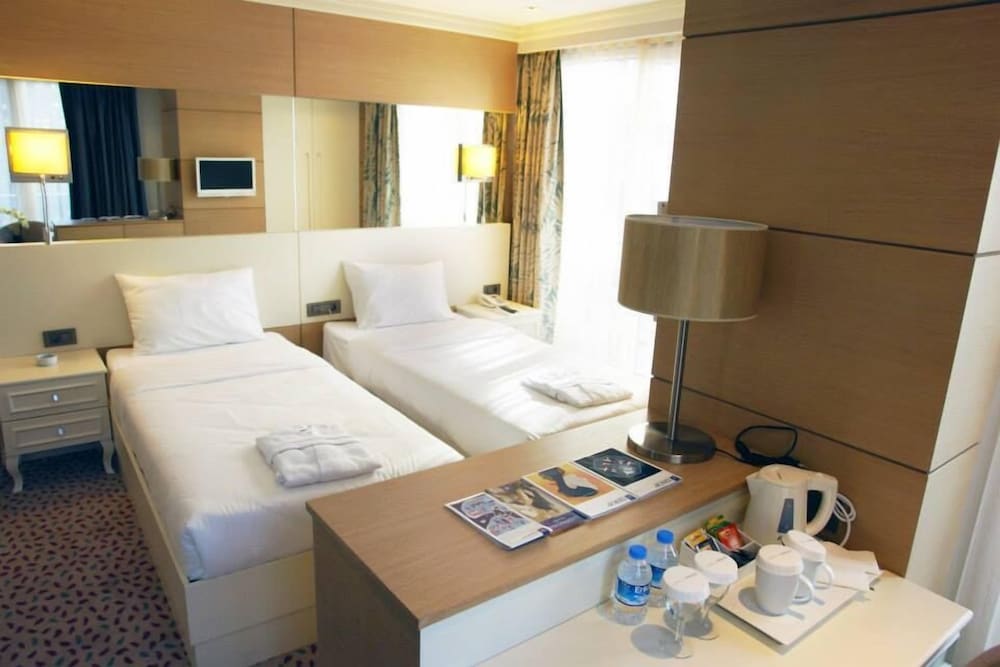 Hotel Le Mirage 25/69