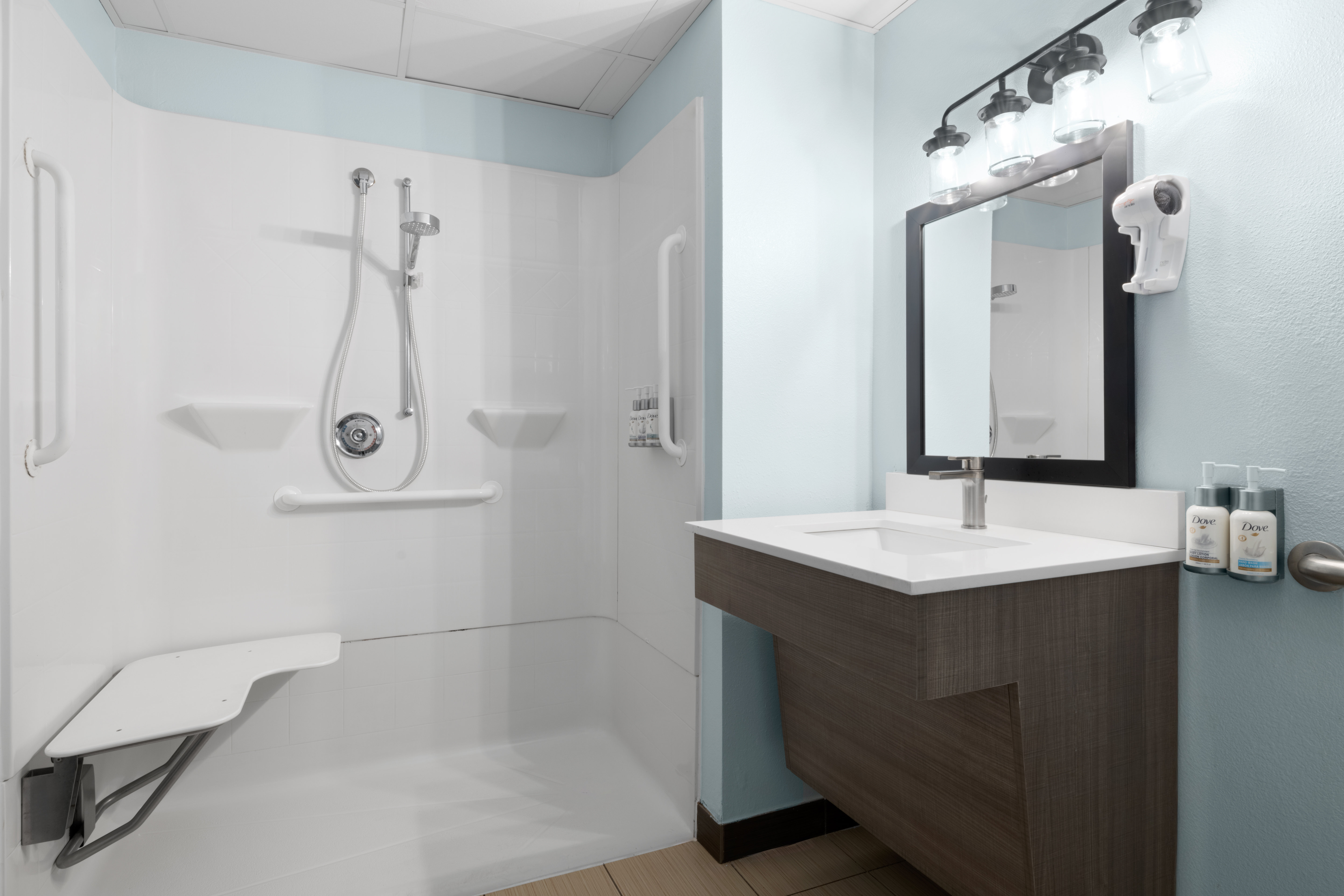 Garner Hotel Virginia Beach North by IHG 42/42