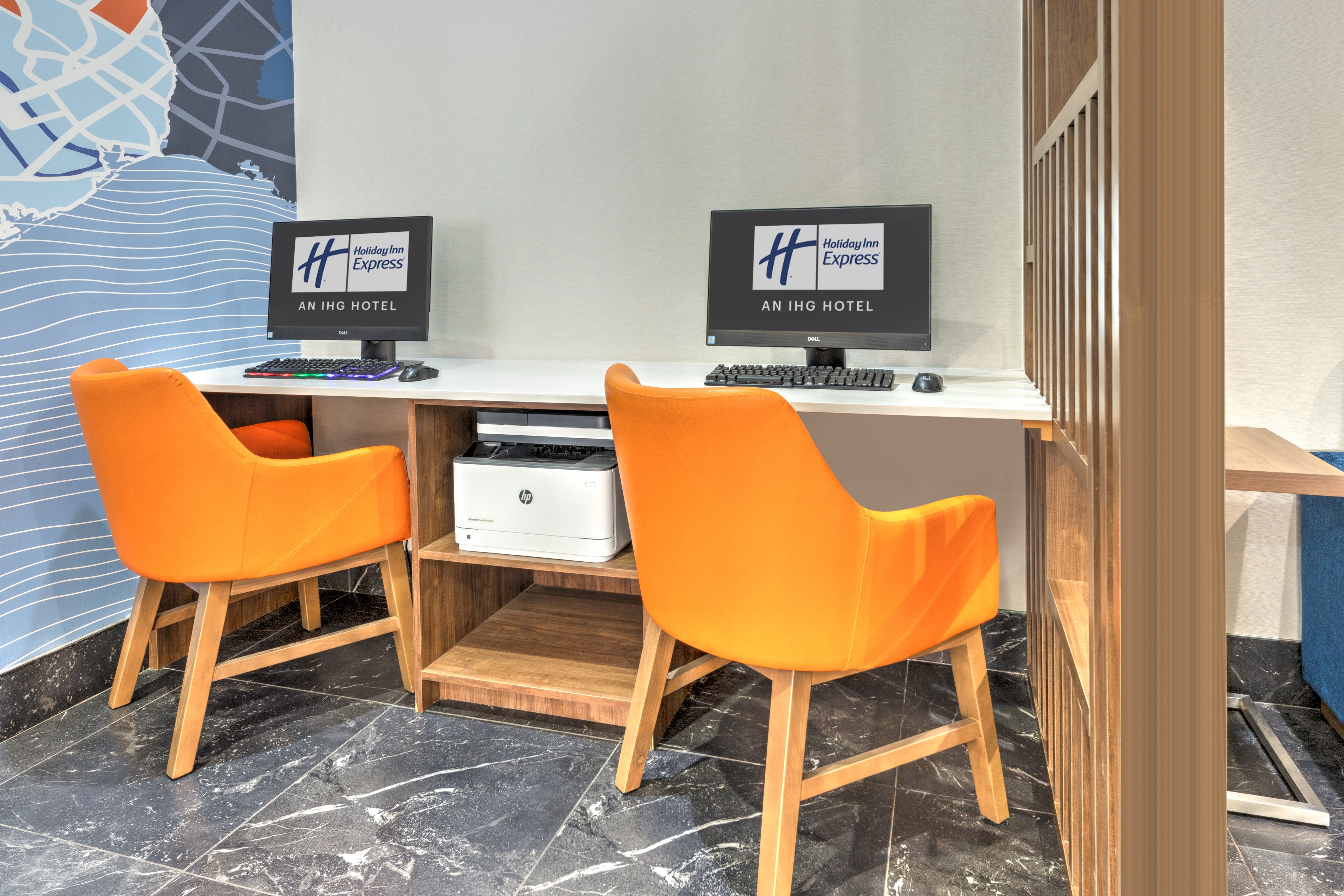 Holiday Inn Express - Dallas Downtown, an IHG Hotel 68/73