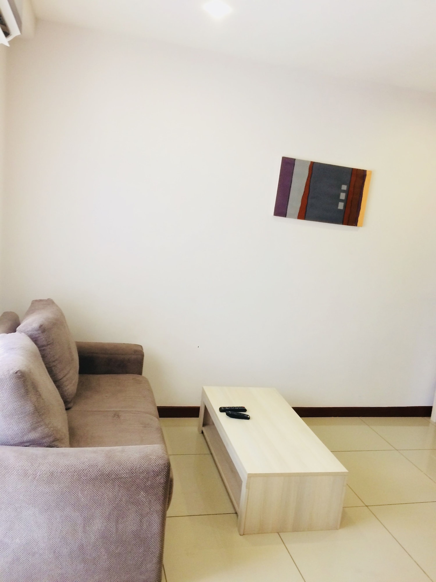 GALLERY, APARTMENT, DOUBLE BED, SMOKING