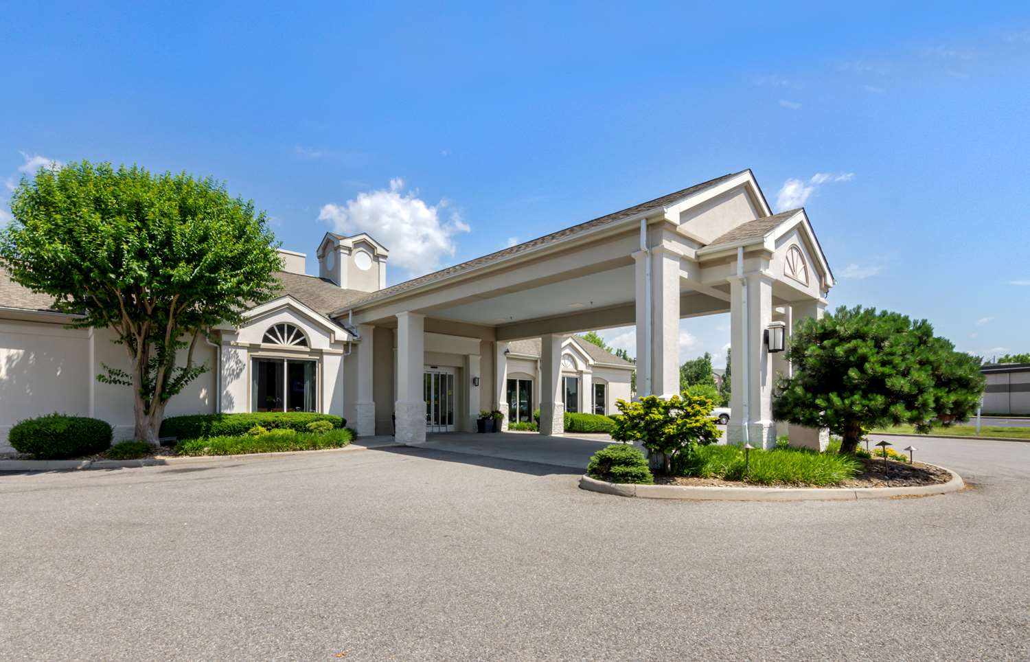 Best Western Plus Inn At Valley View 11/11