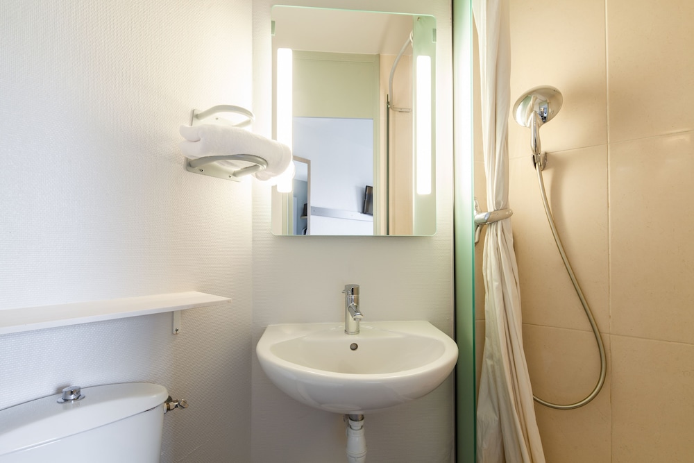 B&B Hotel Evry Lisses 1 11/36