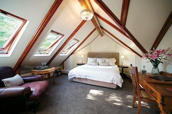 Roosenwijn Guest House 7/29