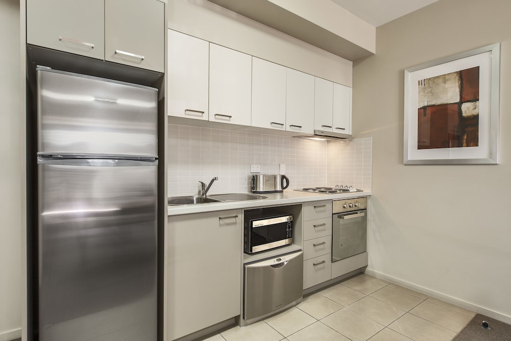 Gladstone Downtown Central Apartment Hotel 48/48