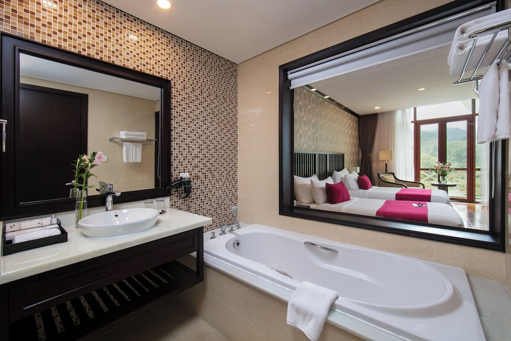 Swiss-Belresort Tuyen Lam Dalat 75/76