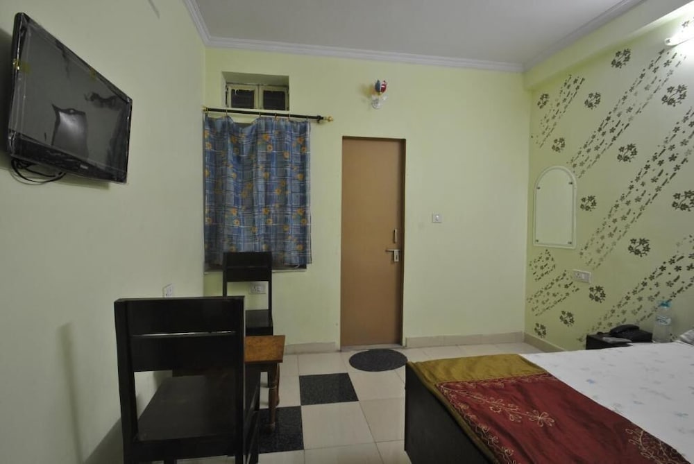 Hotel Satkar 24/31