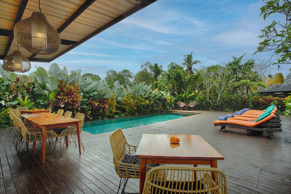 Villa Tegal Tis Ubud 30/50