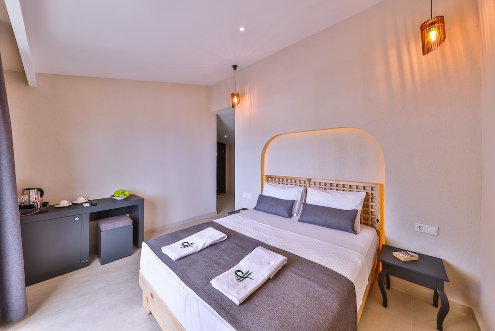 Cinar Boutique Hotel 51/63