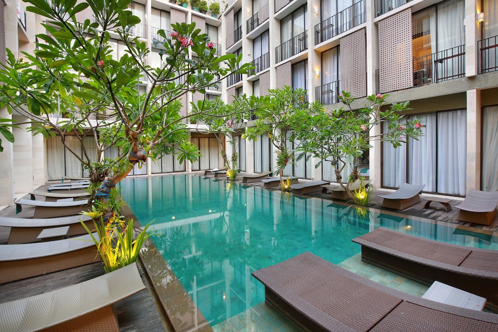 Hotel Terrace At Kuta 61/66