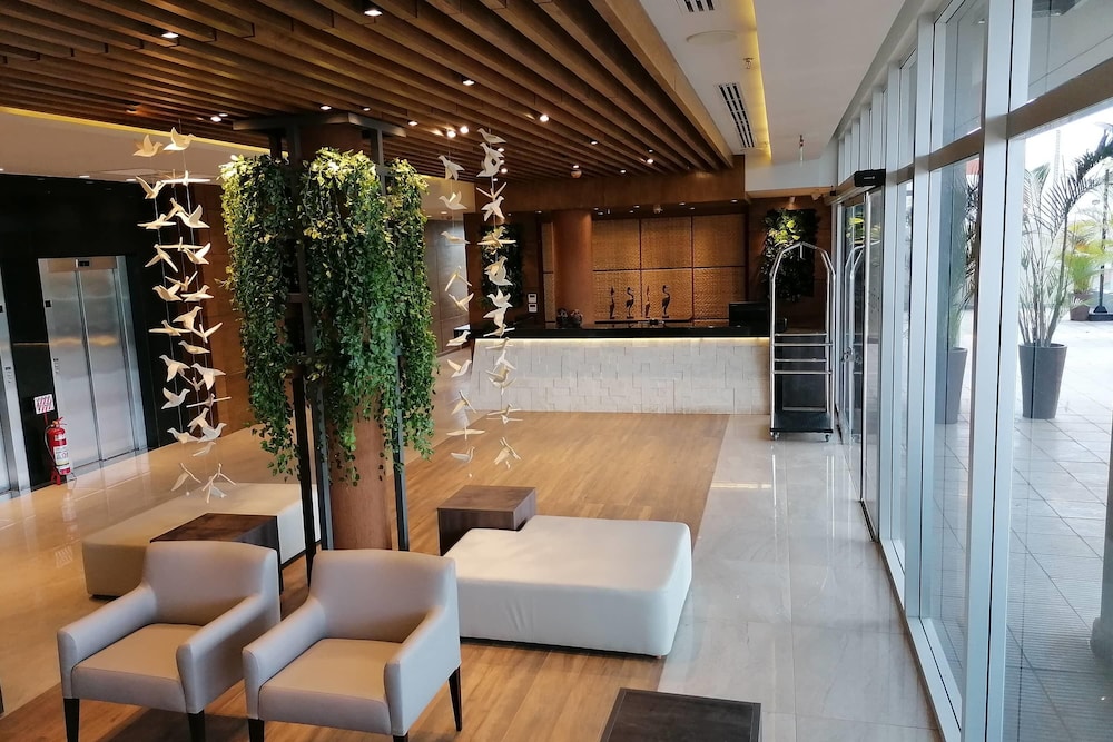 Dazzler by Wyndham Ciudad del Este 13/62