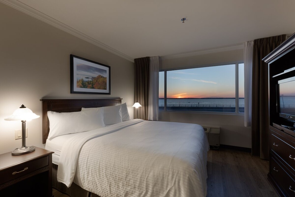 Hotel Rimouski 12/29