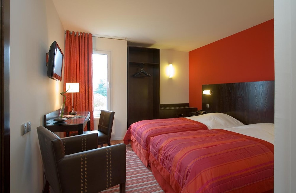 HOSTELLERIE D'AUSSOIS 10/62