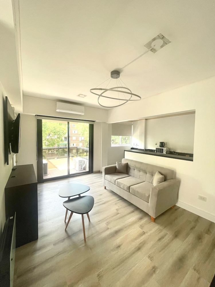 Golf Tower Suites Apartments 38/64