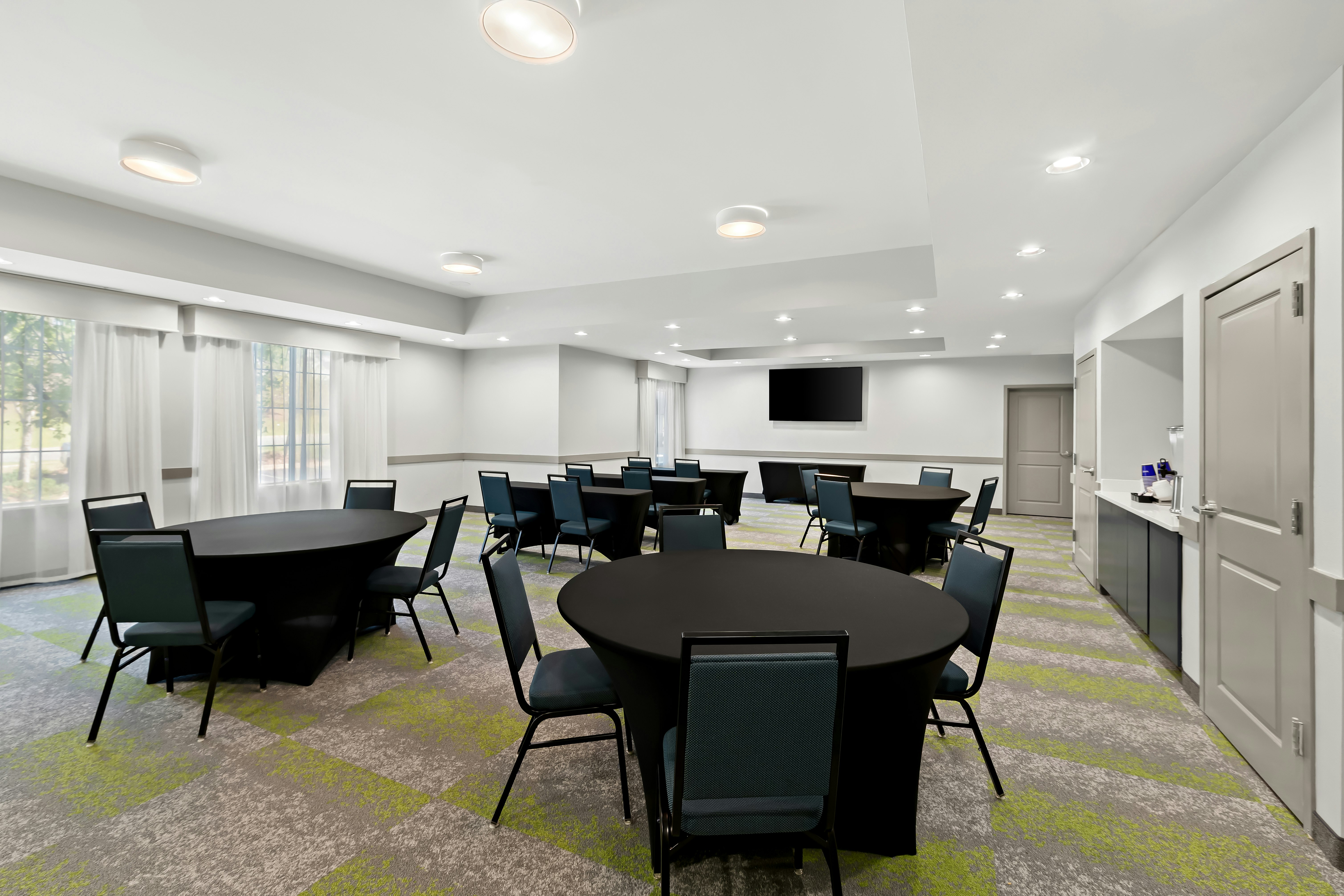 Spark by Hilton Little Rock West 15/17