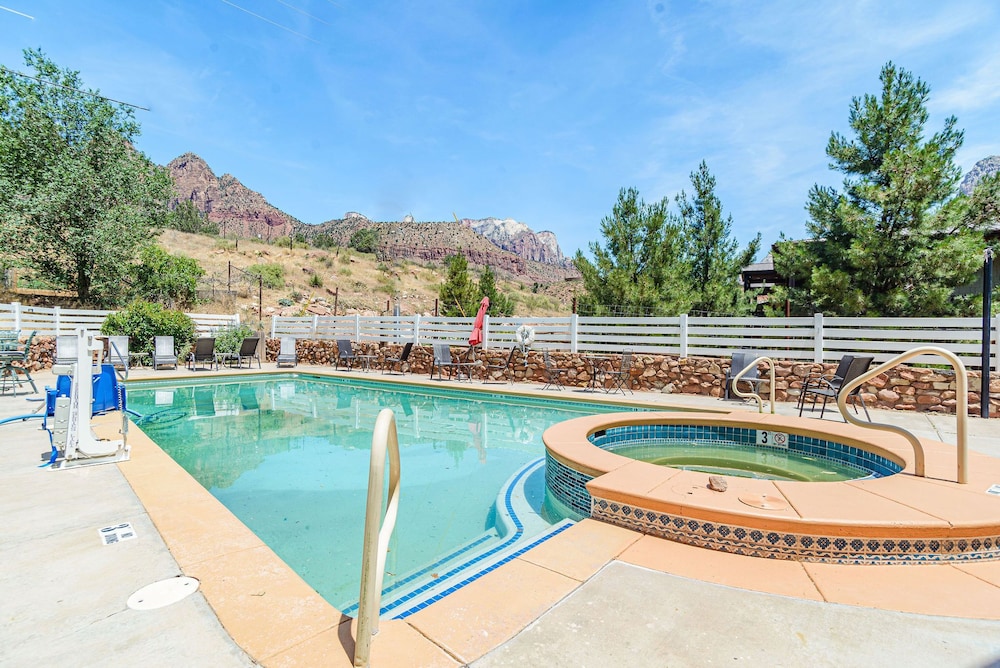 Zion Pioneer Lodge 1/66