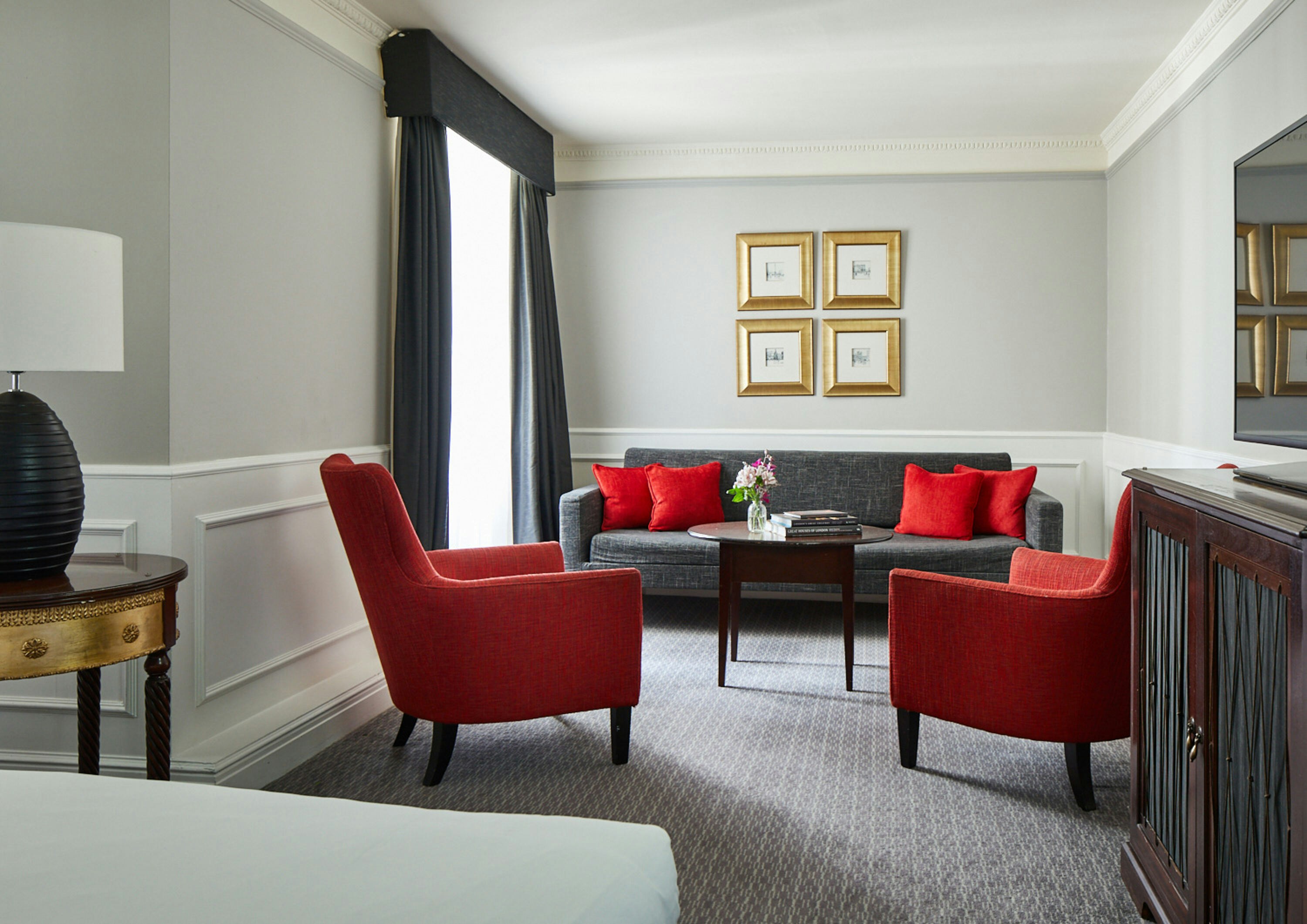 The Dilly Hotel 50/67