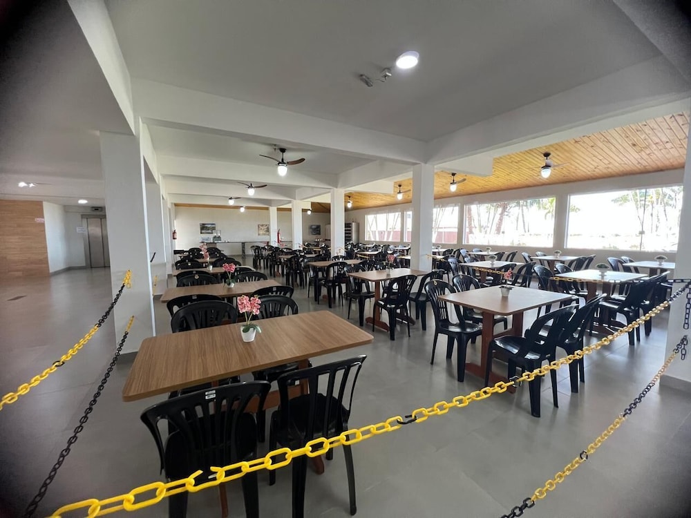 Leviv Praia Hotel 37/48