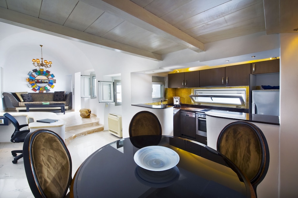 Hyperion Oia Suites 31/45