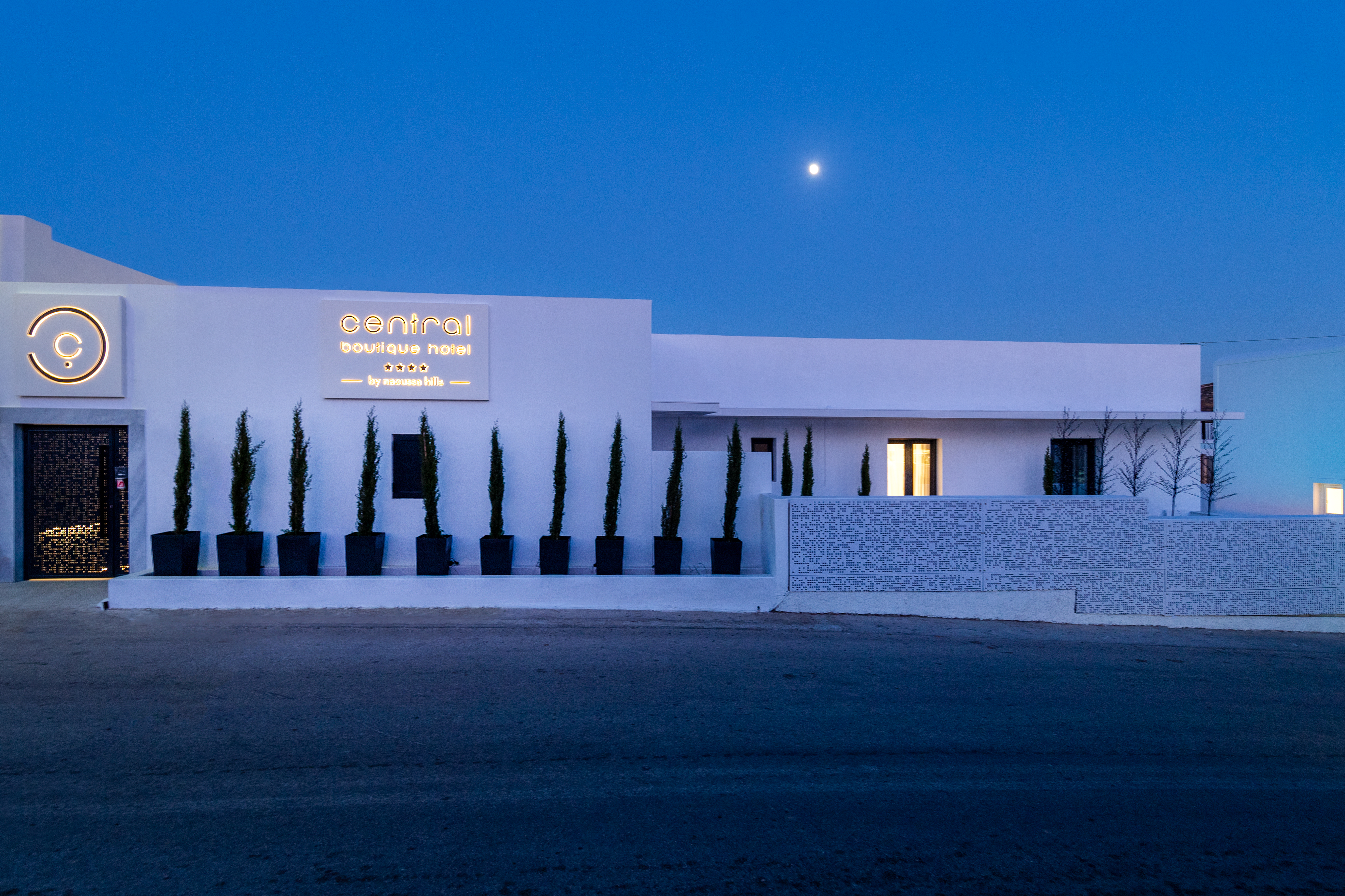 Central Boutique Hotel by Naoussa Hills - Adults Only 1/40