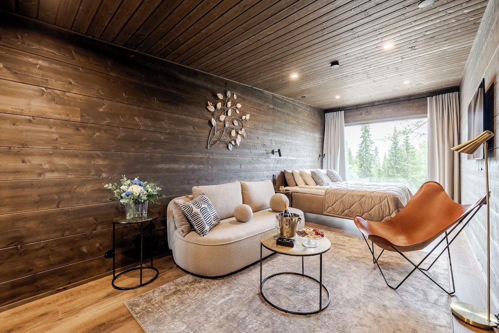 Arctic Panorama Resort 33/50