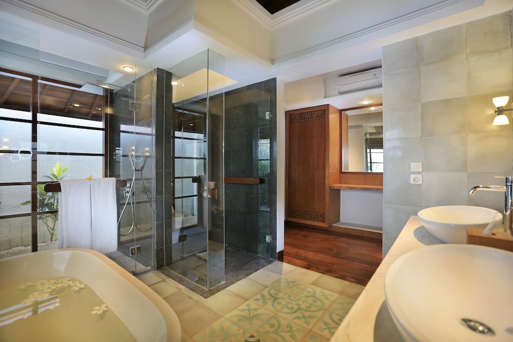 The Alantara Sanur 70/71