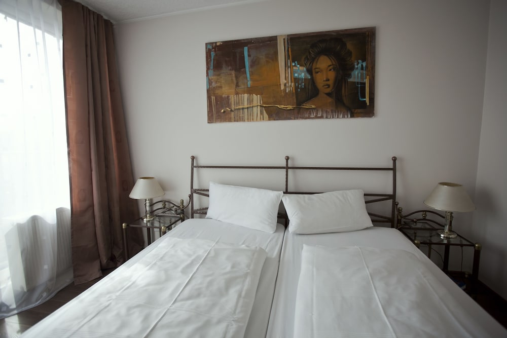 Hotel Petersburg 12/55