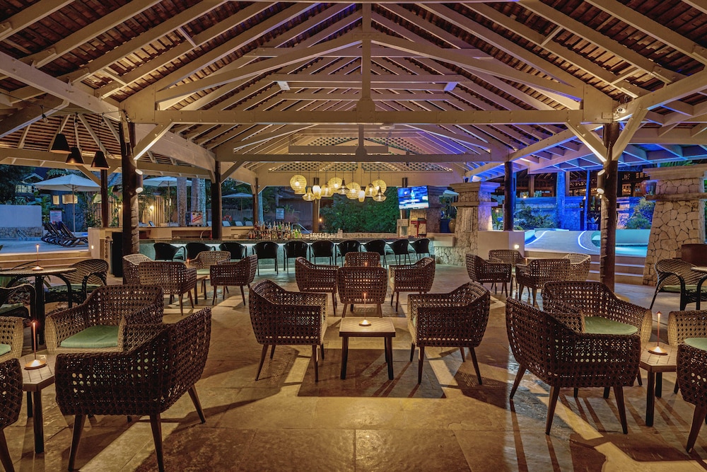 Sunset at the Palms - Adults Only 50/66