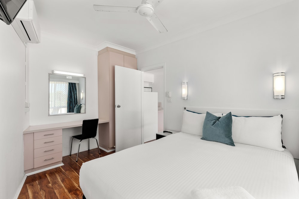 River, Apartment, Queen Bed, with View, Accessible