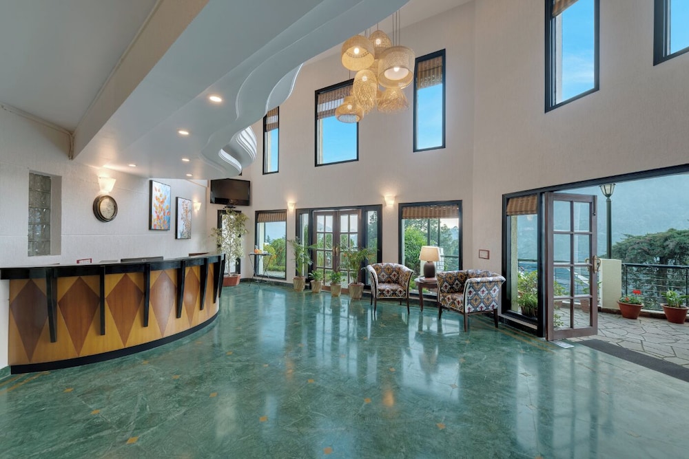 THE PINE CREST 32/64