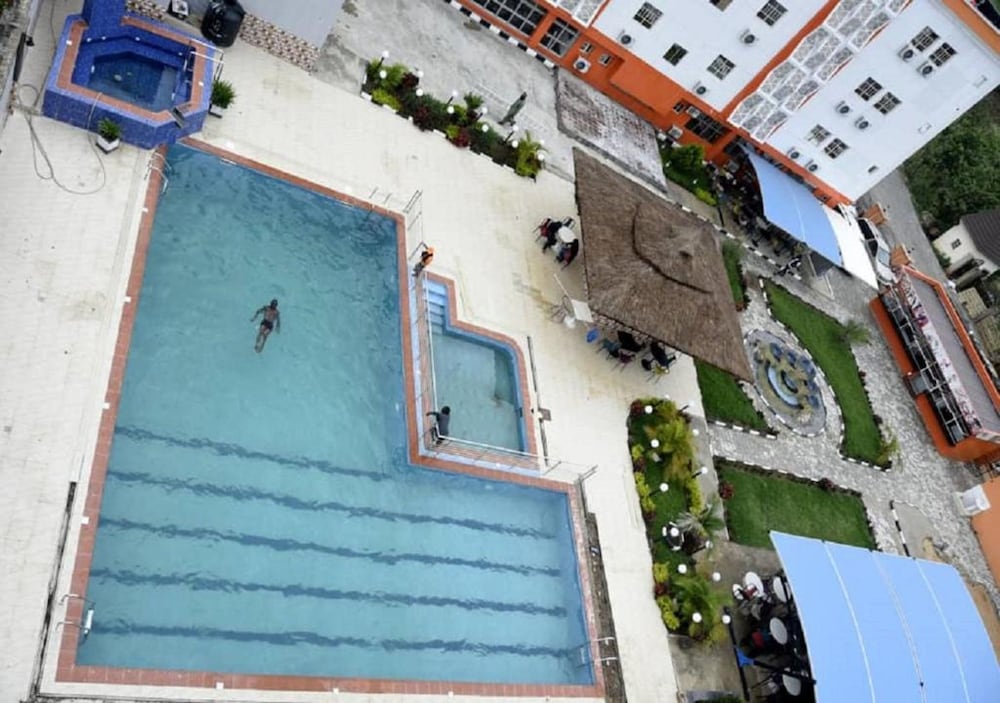 Peace Media Hotels 1/32