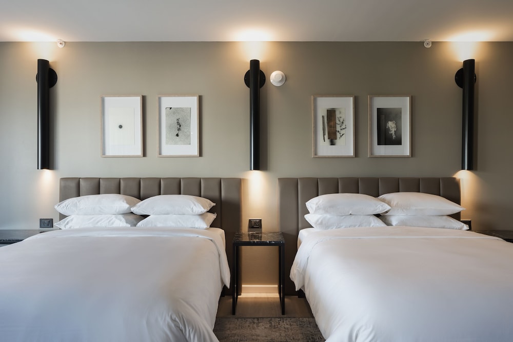Bellwort Hotel 5/18