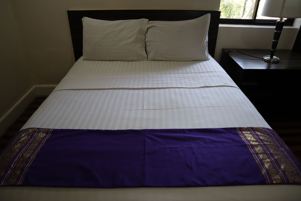 Domicilio Lorenzo Apartelle 23/71