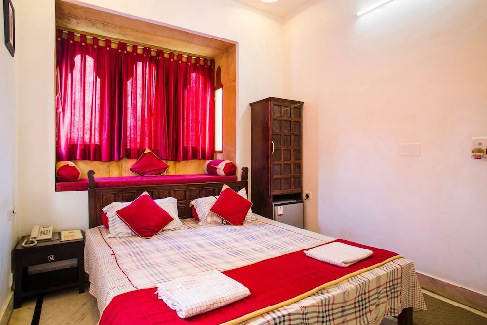 Hotel Jessulkot 7/28