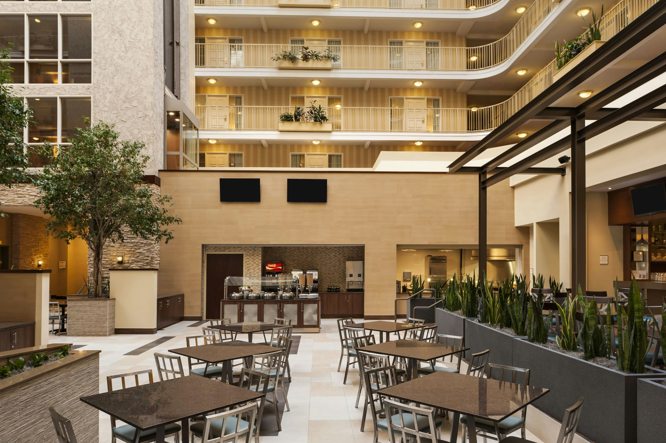Embassy Suites by Hilton Dallas Market Center 58/72