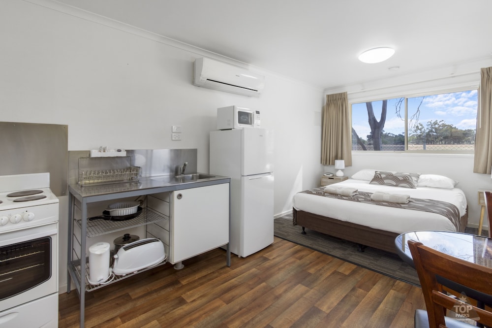 Special, Cabin, Queen Bed