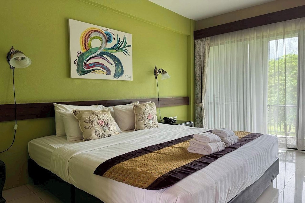 DELUXE, SUITE, DOUBLE BED