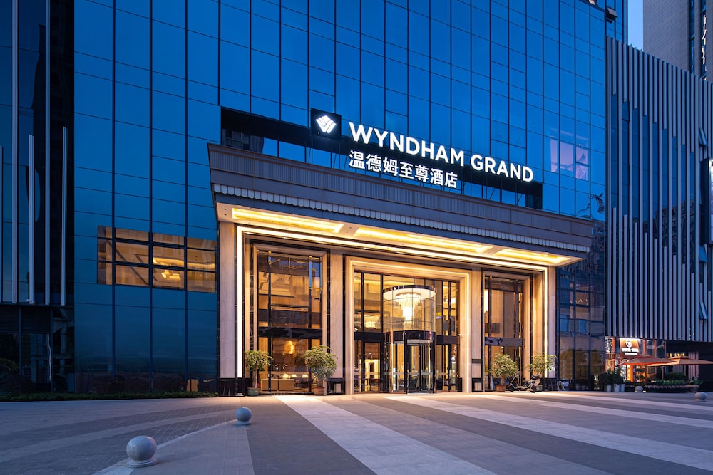 Wyndham Grand Tongren Downtown Hotel 3/56